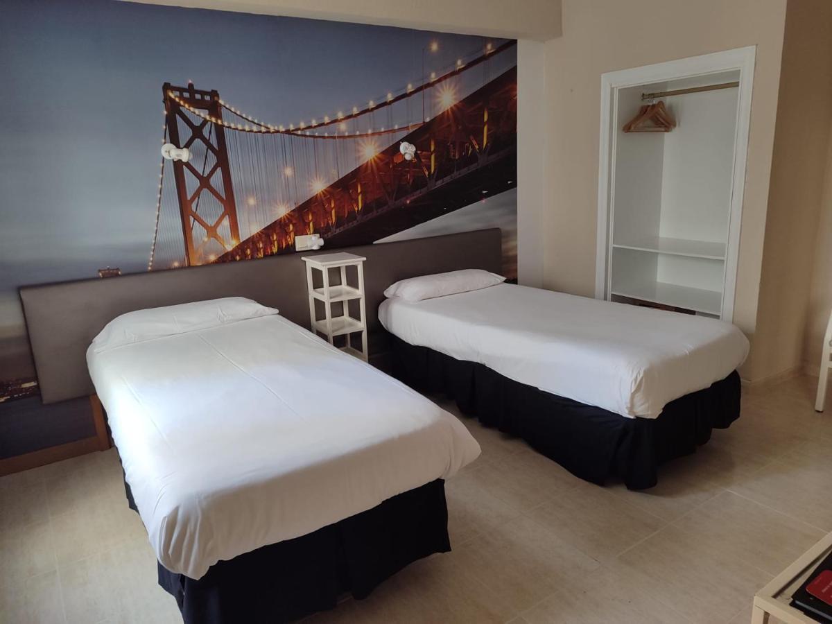 אל ארנל Hostal Mar Del Plata (Adults Only) מראה חיצוני תמונה